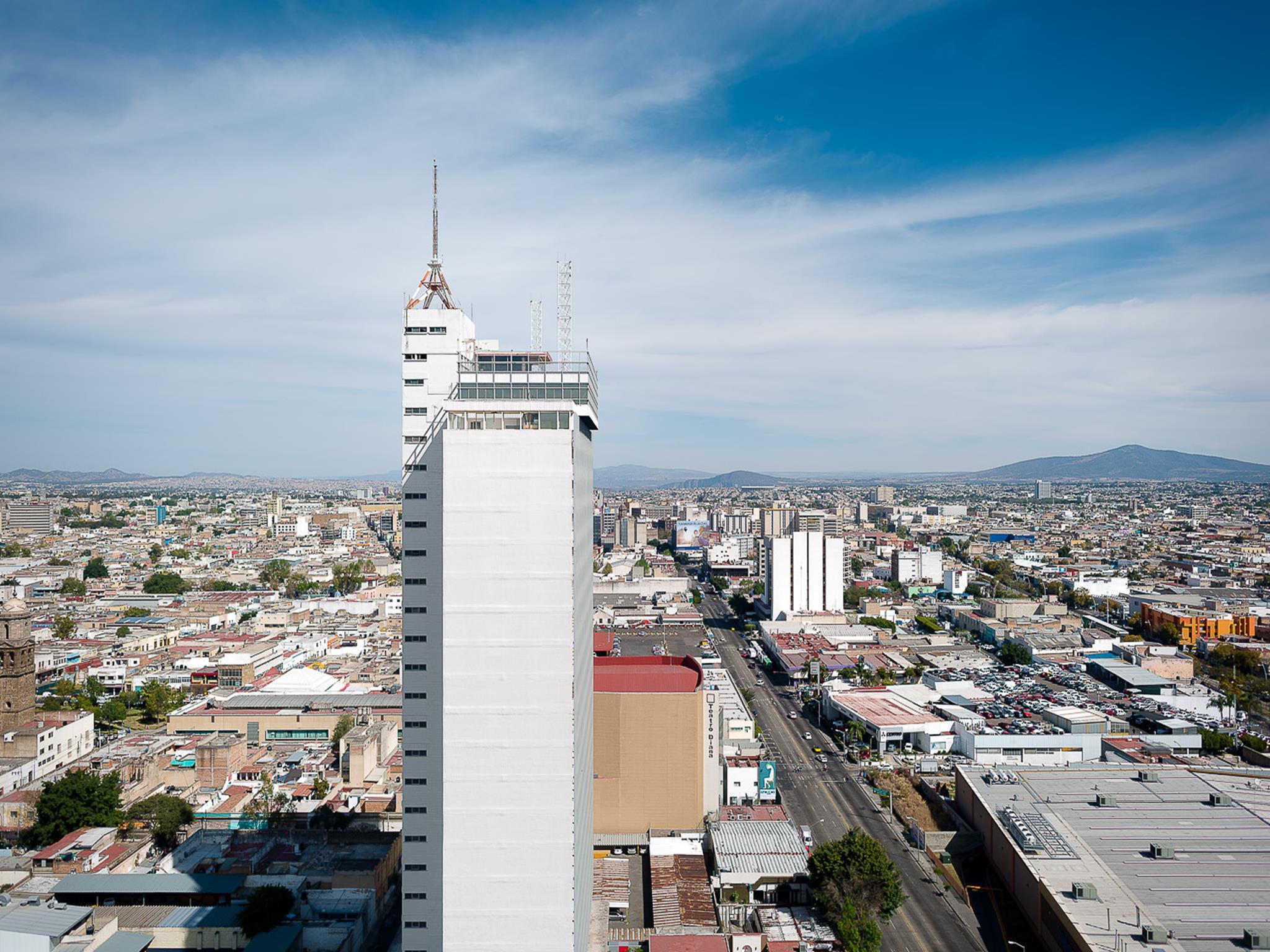 Отель Mision Guadalajara Centro Historico Экстерьер фото
